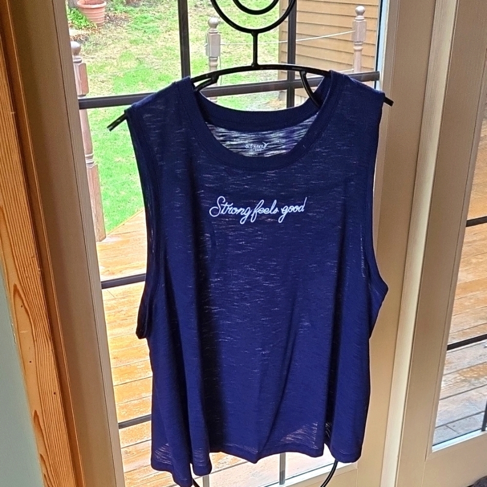 Old Navy Active "Strong Feels Good" Navy‎ Blue Sleeveless Sz. XL Top